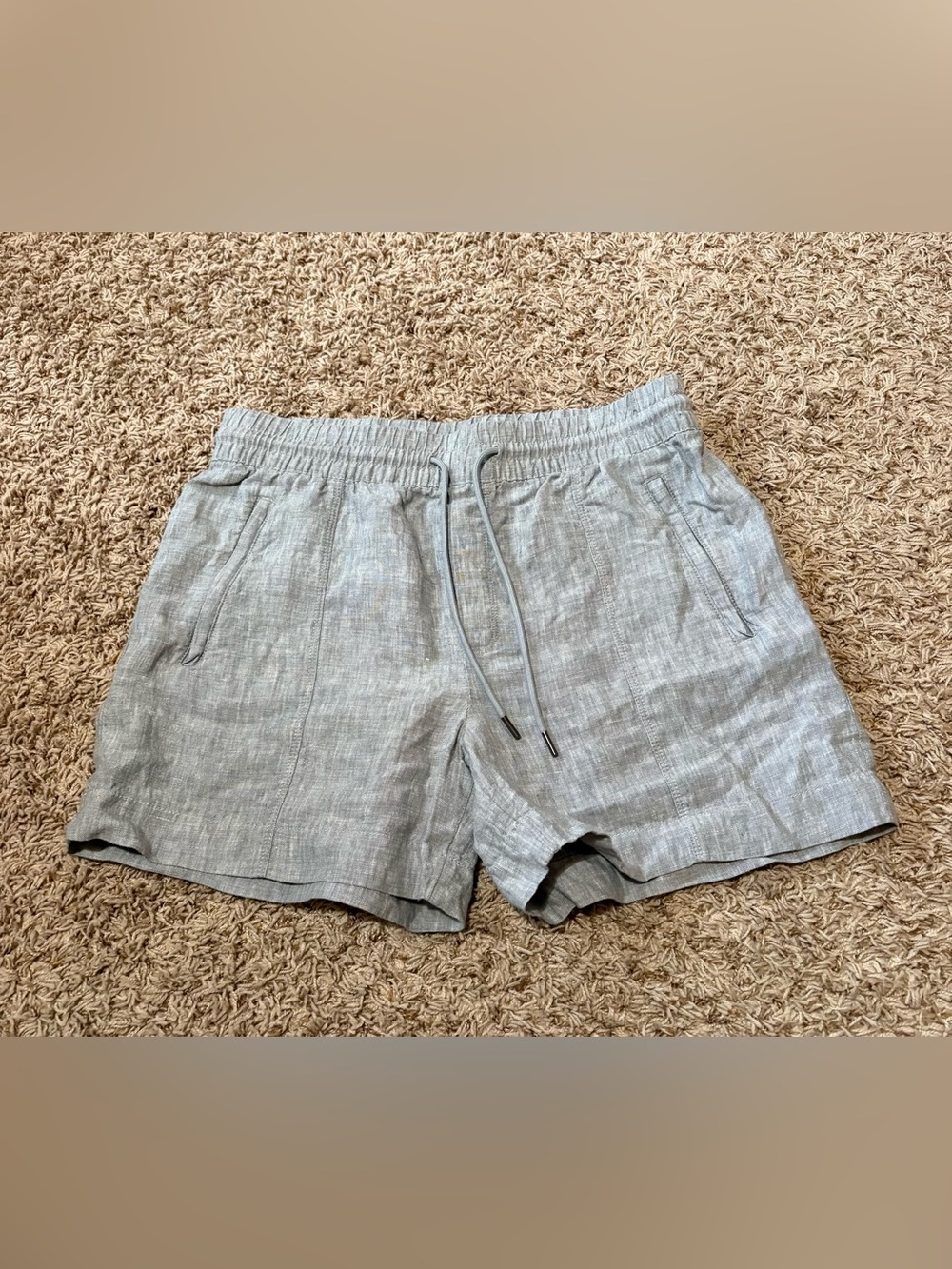 Athleta Retreat Linen Mid Rise 4” Shorts Womens size medium 100% linen